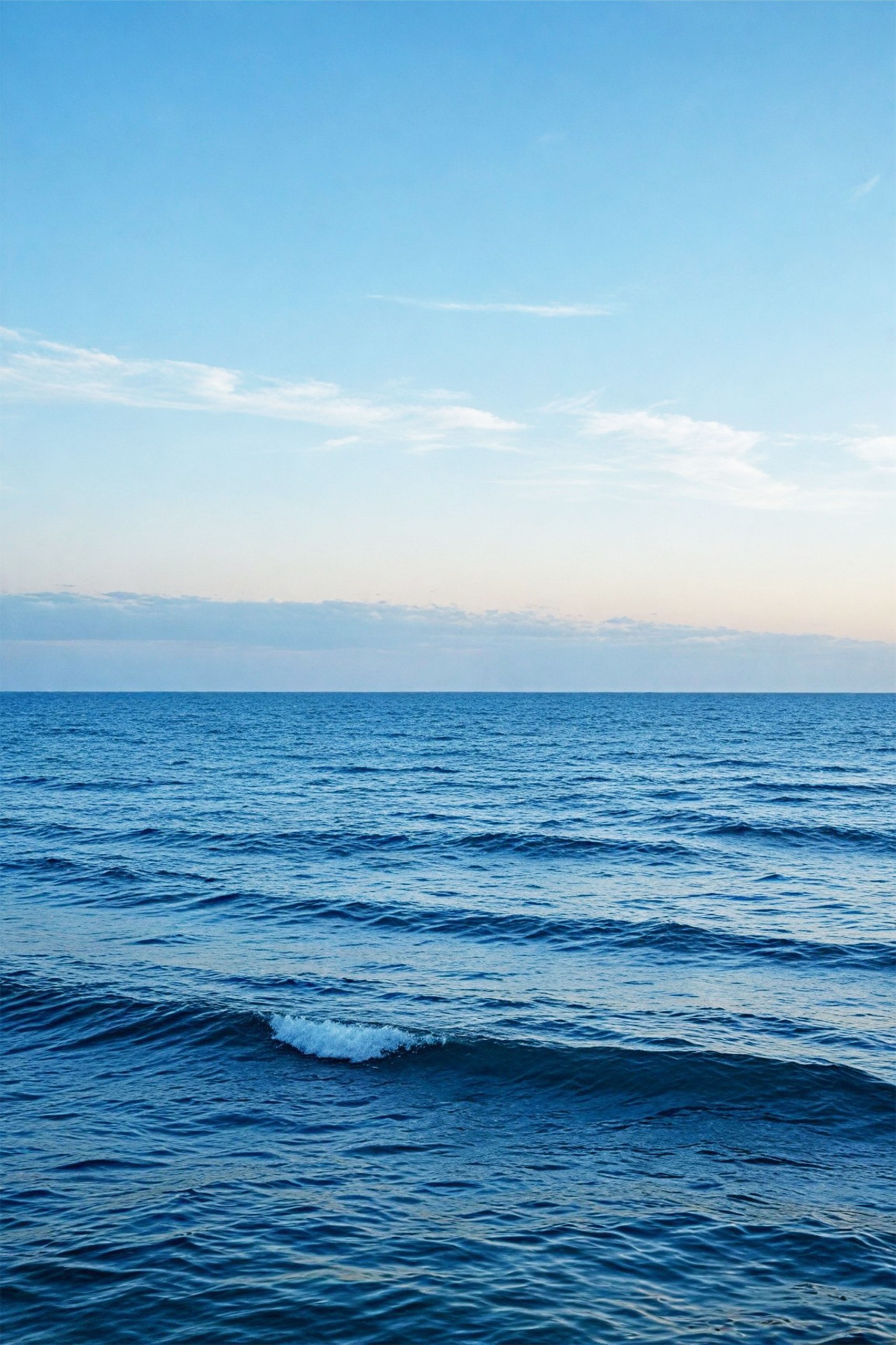 LumièreVue — Endless Horizon, photographie d’une mer calme idéale pour une salle de réunion