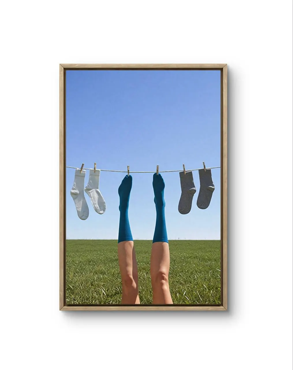 Mélodique - Hanging Out to Dry — Photographie fine tirage d'art par Mélodique