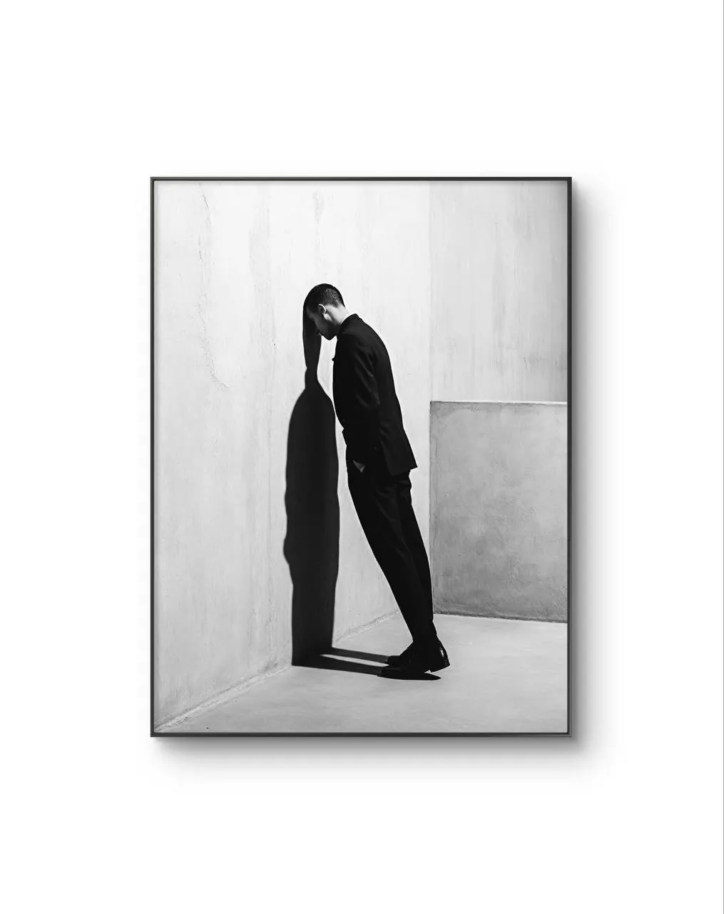 Serena -  Silent Resistance — Photographie fine tirage d'art par Serena